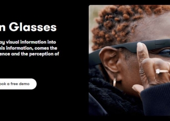 智慧眼鏡 Envision Glasses 使用 ChatGPT 感知周遭信息，為視障人士解決生活各種狀況