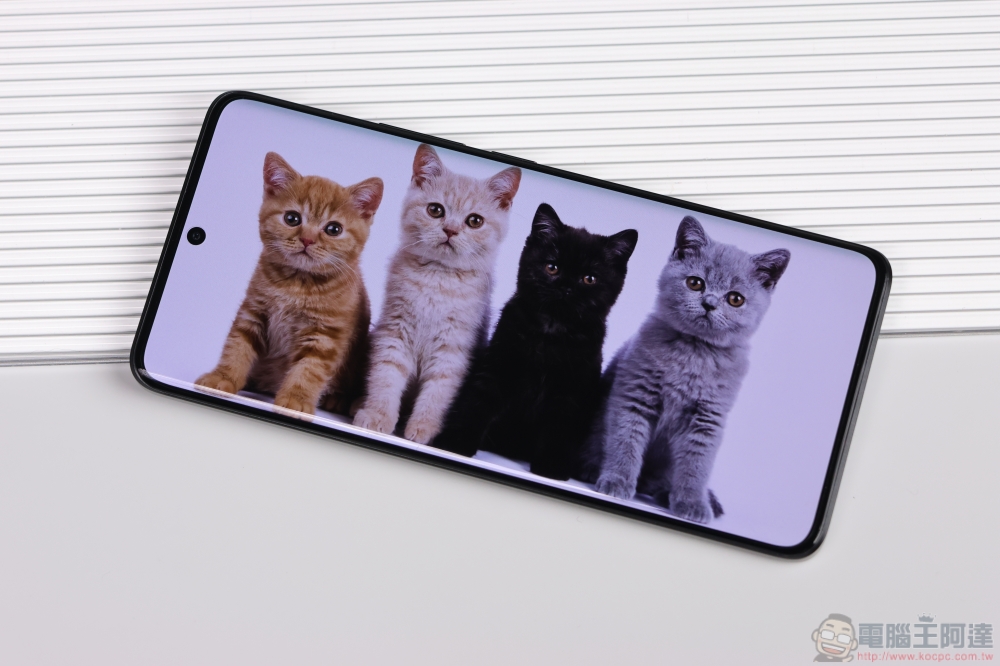 Redmi Note 13 Pro+ 5G 與 Note 13 Pro 5G 開箱！2 億畫素全能小金剛出擊，拍照、效能、續航都到位 - 電腦王阿達