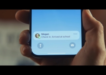 蘋果 iOS 17 新功能「平安通報 Check in 」，可以向家人、情人、朋友報備平安