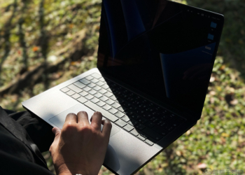 頂規 M3 Max MacBook Pro 開箱體驗：太空黑，帶你飛