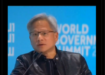 NVIDIA 黃仁勳表示：「現在小孩不應該學習寫程式，如何使用 AI 更為重要」