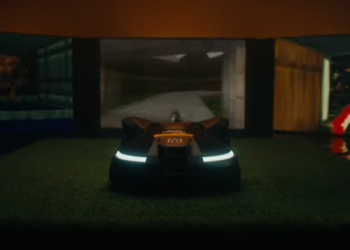 戶外動力設備品牌「Husqvarna」公開透過軟體更新 可於指定除草機型號遊玩《毀滅戰士》