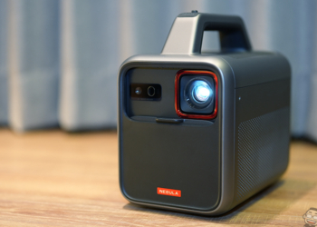 NEBULA Mars3 環繞立體聲行動投影機