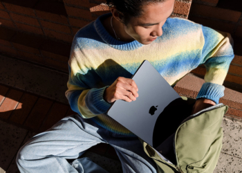 真的更新了！M3 MacBook Air 13 與 15 吋居然能外接兩顆顯示器（但有個條件）