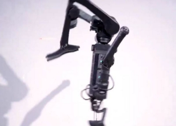 中國宇樹科技 Unitree H1 再創紀錄，全球首個完成後空翻的電機驅動人形機器人