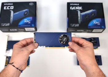 國外 YouTuber 將 Intel Arc A380 改成單插槽，方法超級簡單