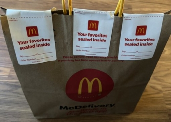 網友測試外送點麥當勞漢堡選「什麼都不要」，結果拿到了這個！