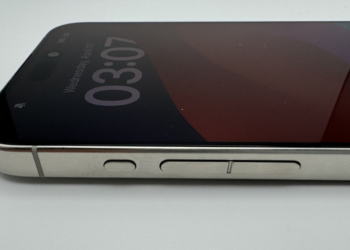 證據顯示 iPhone 15 Pro 曾準備搭載「觸覺按鈕」，開發原因也曝光