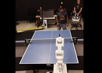 Google DeepMind打造出達到業餘人類水平的 AI 乒乓球機器人
