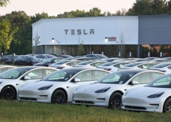 特斯拉在美國的電動霸主地位動搖：加州銷量下降，Rivian和Ford增長迅速