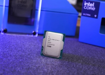 AMD Ryzen 7 9800X3D 和 Intel Core Ultra 9 285K 遊戲效能究竟差多少？這是 45 款遊戲實測結果