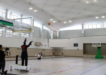 TOYOTA AI 籃球機器人 CUE6 打破機器人最遠距離投籃