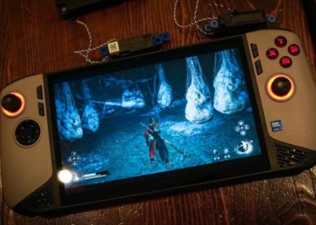 外媒實測 MSI Claw 8 AI+ 可以玩《黑神話：悟空》，目前台灣已開放預購