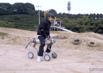 中國機器狗再進化：可高速運動與進行各種高難度動作