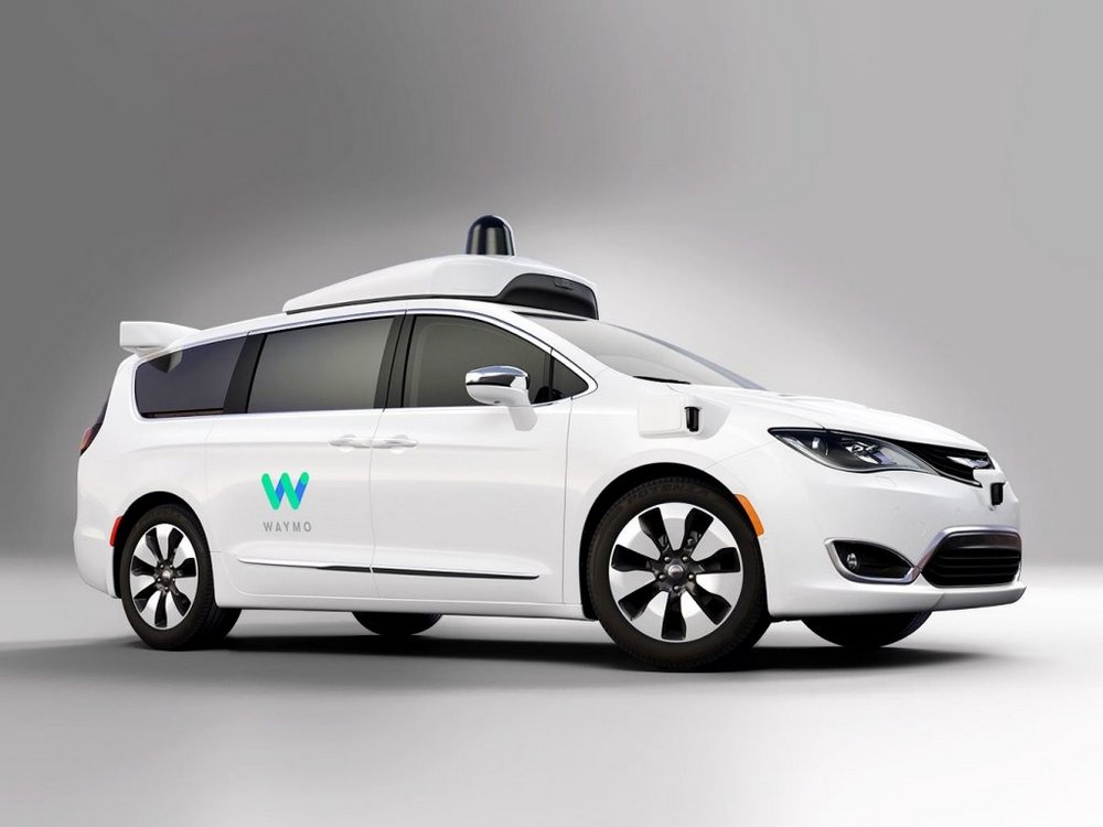 Waymo 無人計程車故障不停繞圈，乘客差點錯過飛往鳳凰城班機 - 電腦王阿達