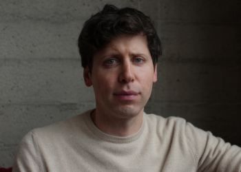 OpenAI 發布廠房建設進展，打臉馬斯克質疑「星際之門」AI 計畫資金來源