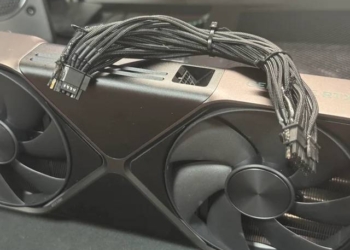 首個 RTX 5090 電源連接熔化的案例出現，不過是第三方造成