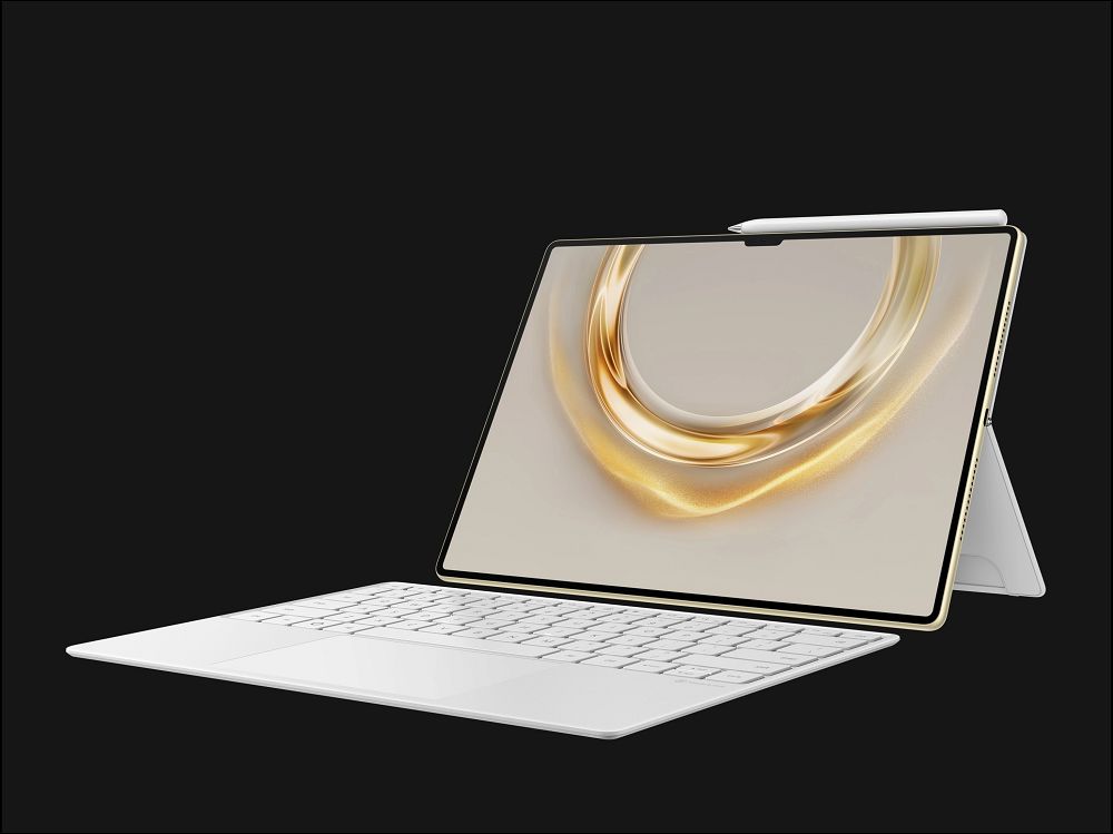 華為攜全球首款商用三折疊手機與多款新品於 MWC 2025 驚豔亮相 - 電腦王阿達