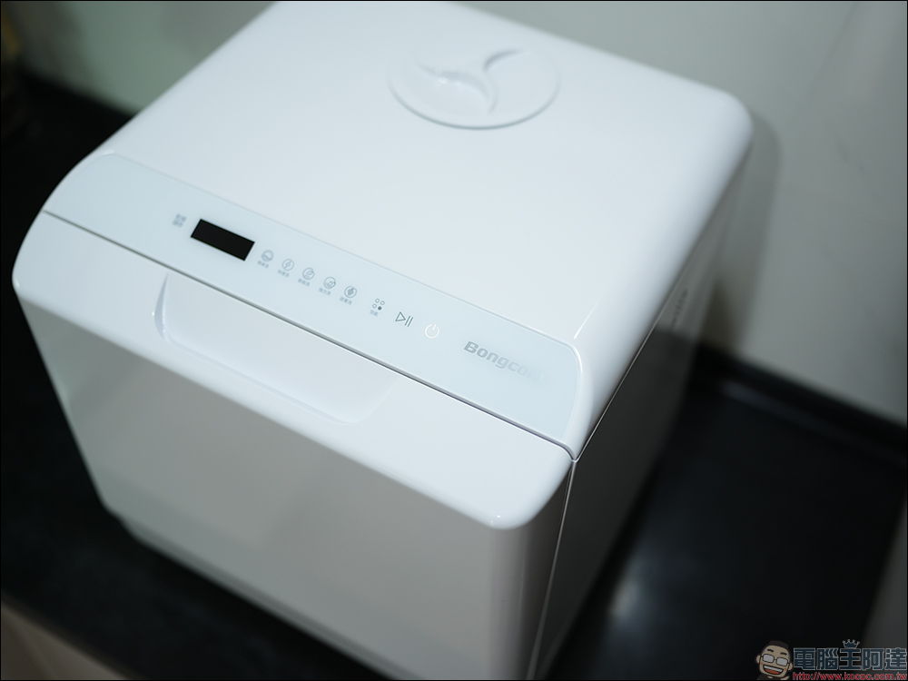 新婚、小資族福音！OVO 推出「Hihibox家電租賃」，月付 299 元起，家電免押金租滿直接送！ - 電腦王阿達