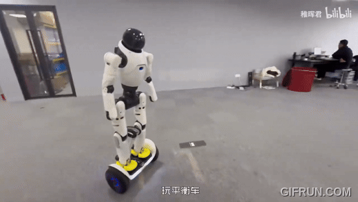中國天才少年稚暉君又推新雙足人形機器人「靈犀 X2」 - 電腦王阿達