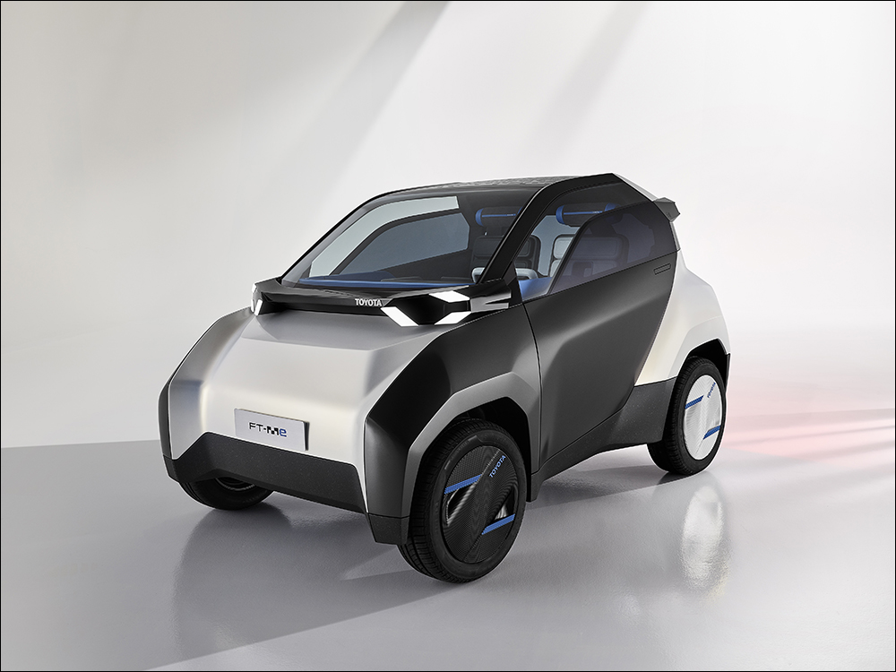 Toyota FT-Me 全新微型電動概念車亮相！沒有踏板、還能用太陽能充電，歐洲 14 歲就能開！ - 電腦王阿達