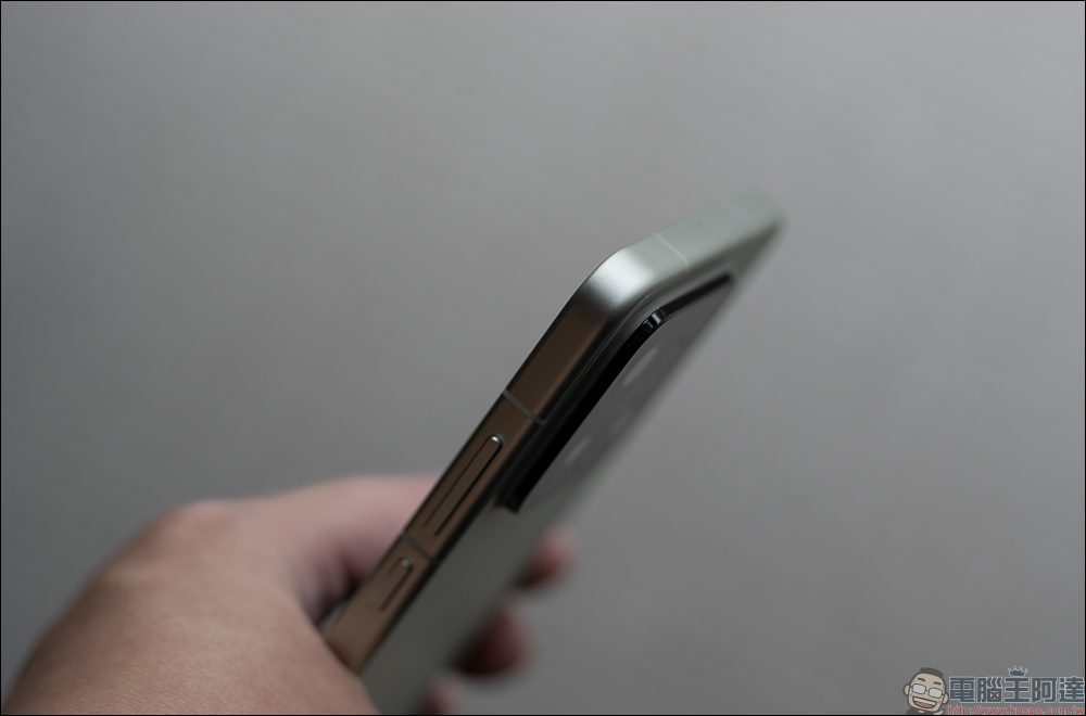 小米 Xiaomi 15 Ultra vs Xiaomi 15 開箱&選購攻略｜2025 最新徠卡影像旗艦巔峰對決，哪款最適合你？ - 電腦王阿達
