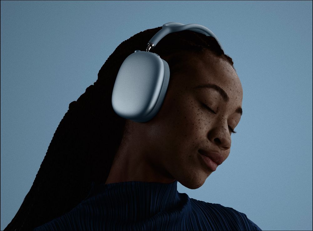 AirPods Max 全新軟體更新：保真壓縮音訊與超低延遲技術，提升音樂與遊戲體驗 - 電腦王阿達