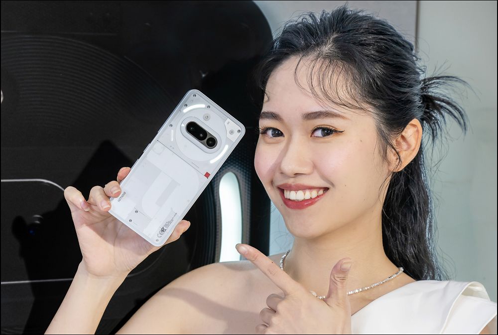 Nothing Phone (3a) 正式登台：極簡設計與 AI 智慧技術的巧妙融合 - 電腦王阿達
