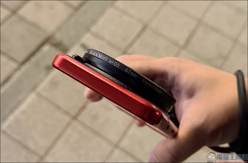 小米 Xiaomi 15 Ultra vs Xiaomi 15 開箱&選購攻略｜2025 最新徠卡影像旗艦巔峰對決，哪款最適合你？ - 電腦王阿達