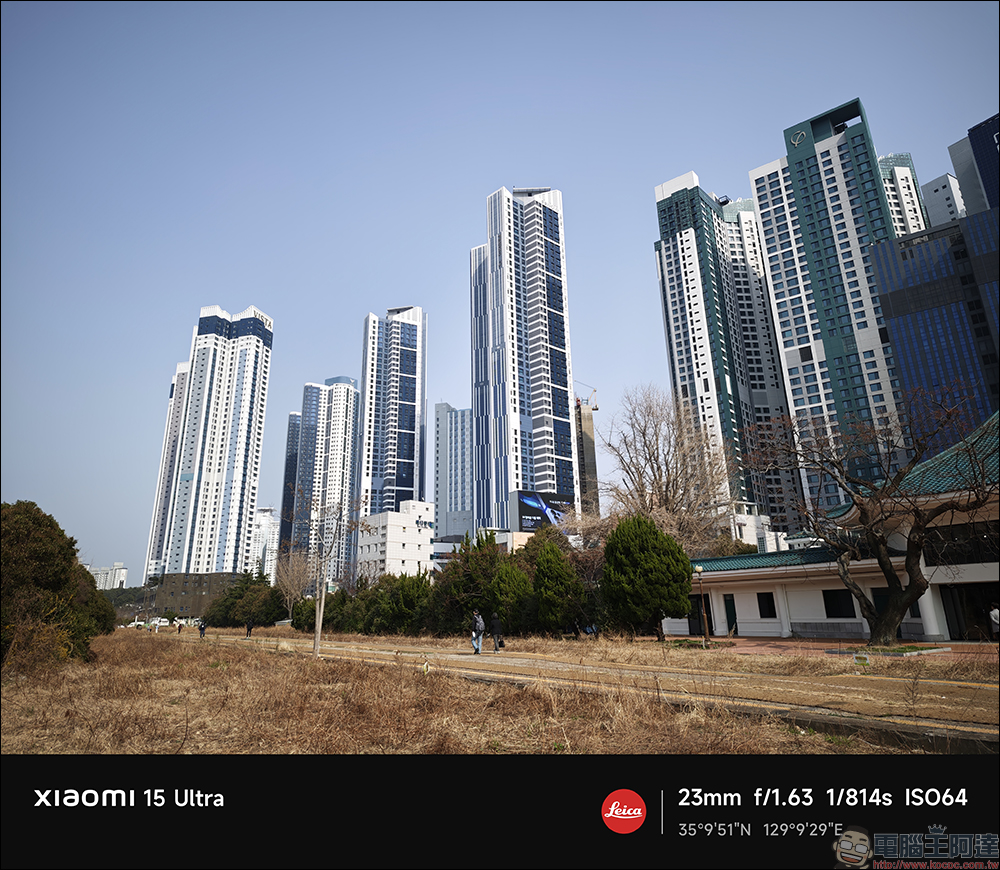 小米 Xiaomi 15 Ultra vs Xiaomi 15 開箱&選購攻略｜2025 最新徠卡影像旗艦巔峰對決，哪款最適合你？ - 電腦王阿達