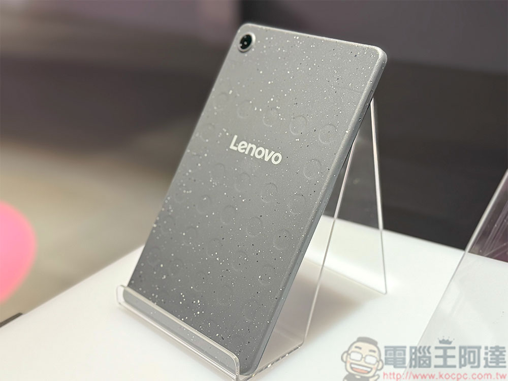 Lenovo 家用系列 8 款 AI 旗艦新品發表，全面布局 AI 筆電、平板市場 - 電腦王阿達