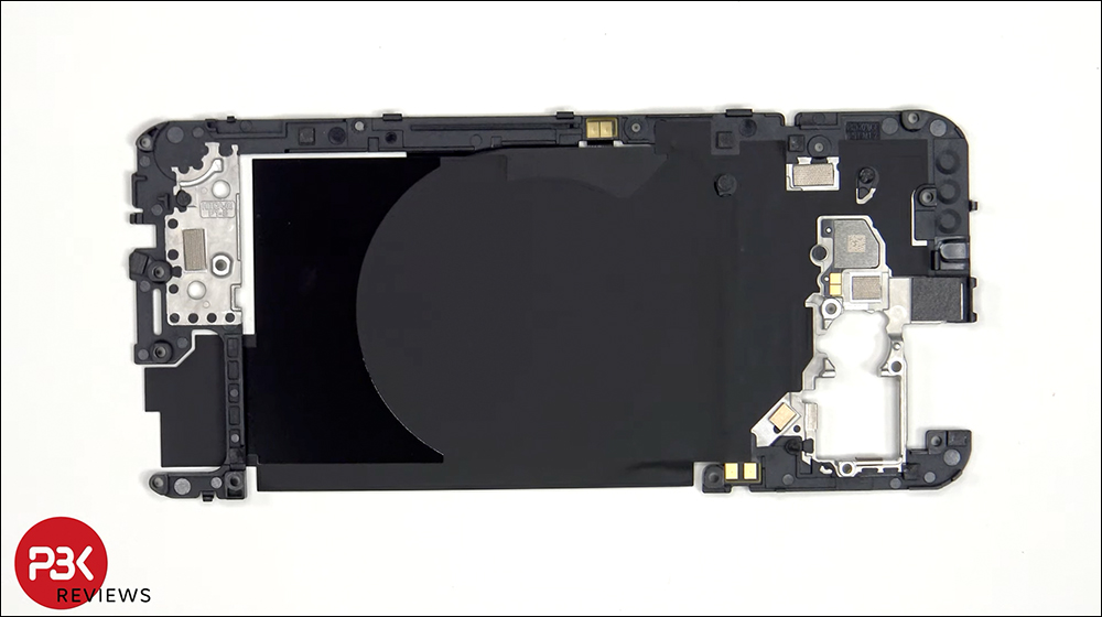 Google Pixel 9a 開賣前搶先拆！螢幕超好換，電池設計卻超難拆讓人抓狂？ - 電腦王阿達