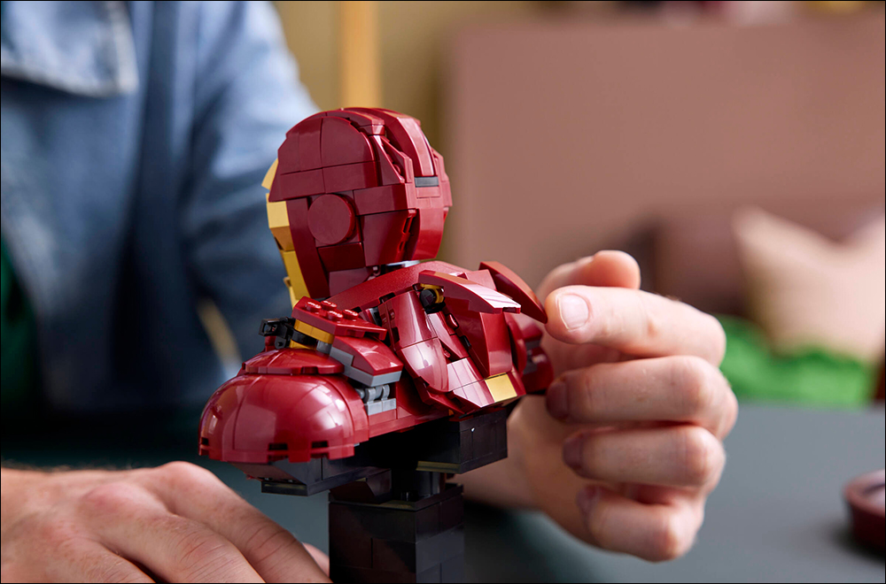 LEGO 推出 MARVEL 系列新品！鋼鐵人 MK4 與鋼鐵蜘蛛人胸像帥氣亮相 - 電腦王阿達