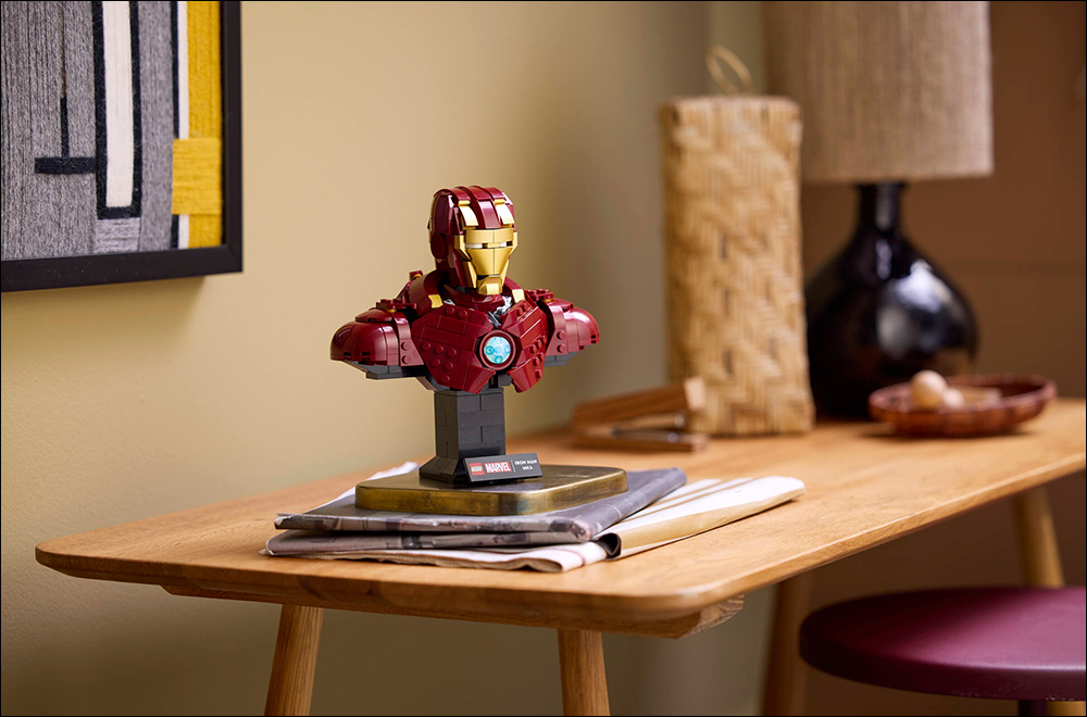 LEGO 推出 MARVEL 系列新品！鋼鐵人 MK4 與鋼鐵蜘蛛人胸像帥氣亮相 - 電腦王阿達