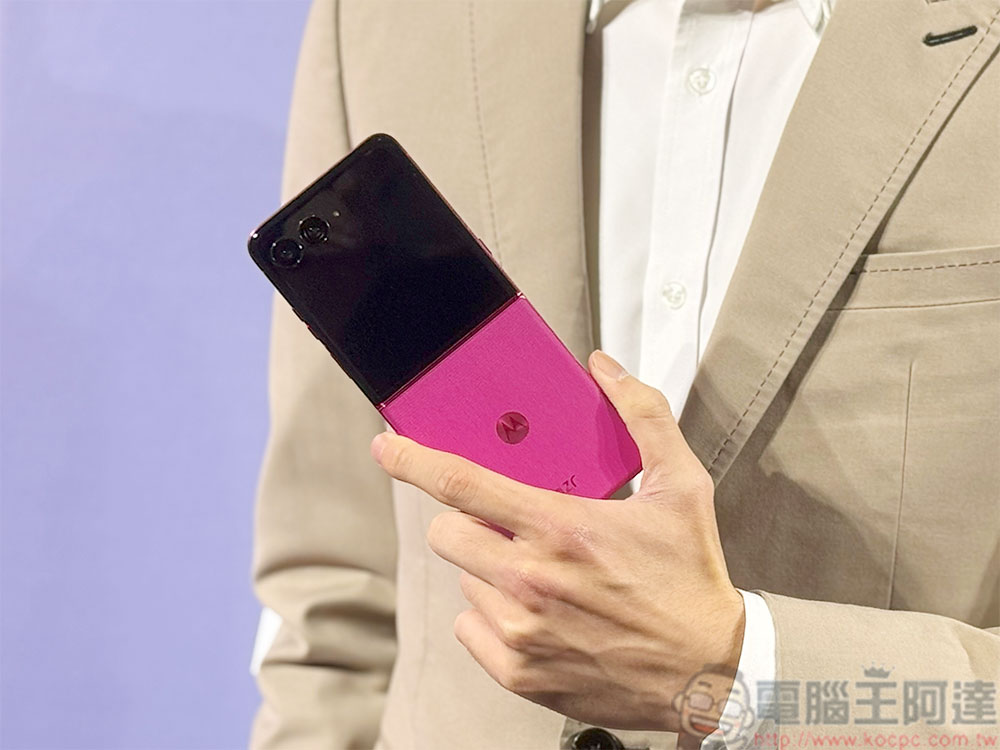 Motorola razr 60 系列兩款新機潮色登場，科技摺疊盡顯時尚 - 電腦王阿達