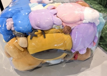 環保變冒犯？大阪世博會玩偶沙發引爆文化爭議，官方急撤展品