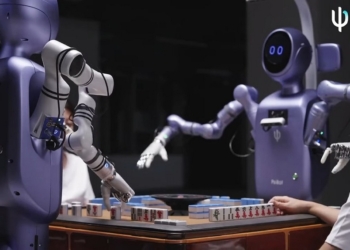 以後三缺一不用求人了！中國科技公司展示機器人打麻將的技術