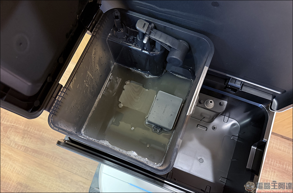 Roborock G30 潛行俠開箱體驗｜全能掃拖機器人，升降極淨王者的掃拖驚喜 - 電腦王阿達
