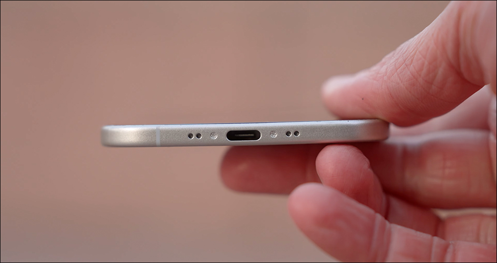 iPhone 17 全系列更多動手玩影片曝光， iPhone 17 Air 5.5mm 極限厚度挑戰結構極限 - 電腦王阿達