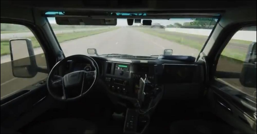 Aurora 無人駕駛卡車正式上路！美國完成1900公里實測 - 電腦王阿達