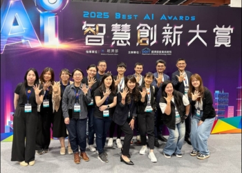 台灣大哥大以自研AI應用「AI聽寫大哥」、「MyMoji」奪得「智慧創新大賞」