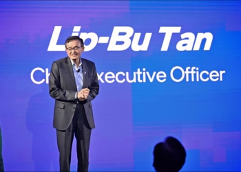 英特爾於COMPUTEX 2025展示新一代GPU與AI加速器，強化專業與開放式AI運算布局