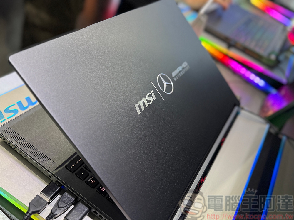 【COMPUTEX 2025】MSI 新品推出，日本匠心漆藝、AMG 聯名筆電與再進化電競掌機亮相 - 電腦王阿達