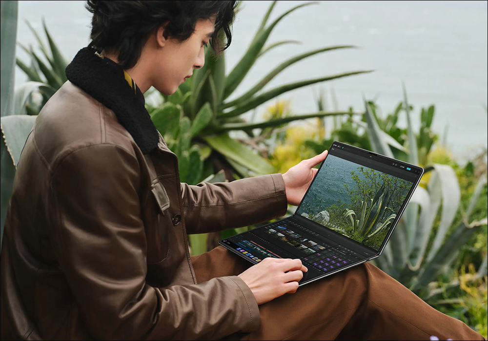 華為 HUAWEI MateBook Fold 摺疊螢幕筆電登場！全展開就是 18 吋超大螢幕 - 電腦王阿達