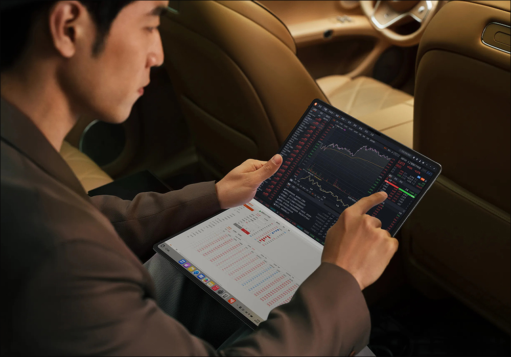 華為 HUAWEI MateBook Fold 摺疊螢幕筆電登場！全展開就是 18 吋超大螢幕 - 電腦王阿達