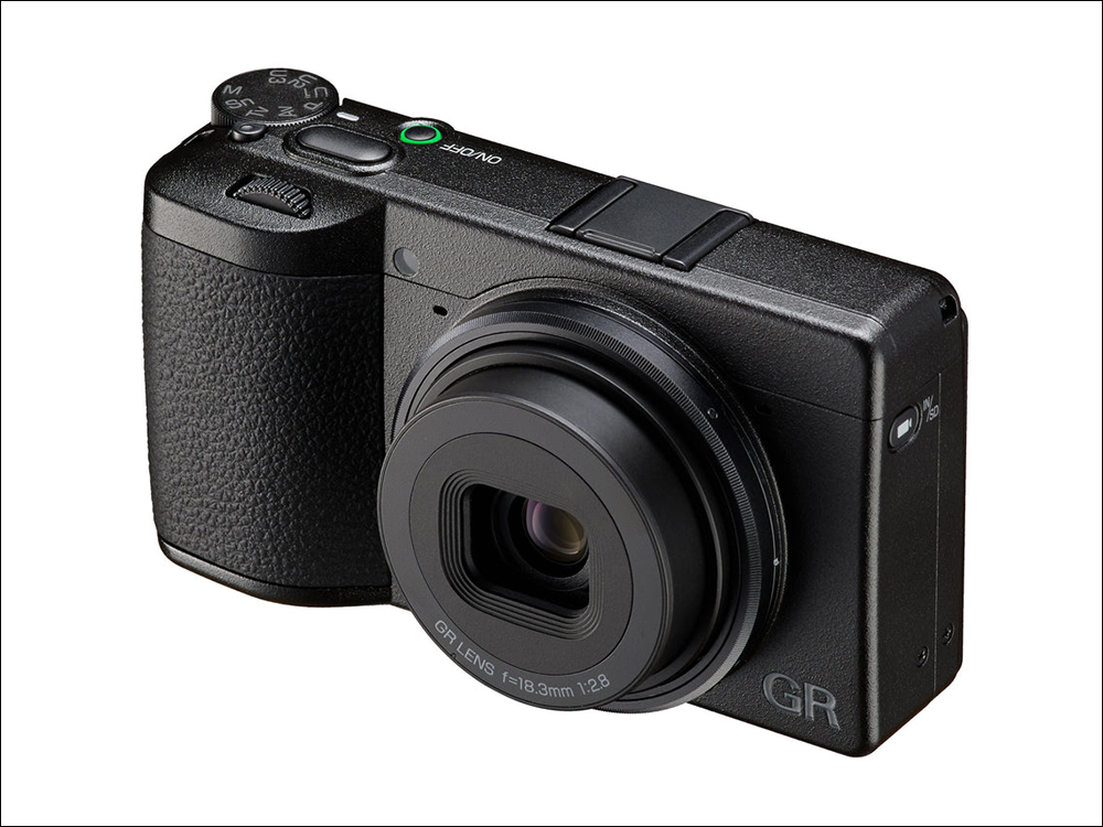 Ricoh GR IV
