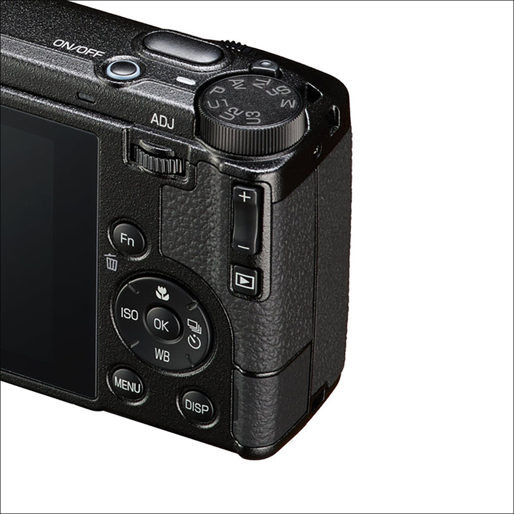 Ricoh GR IV