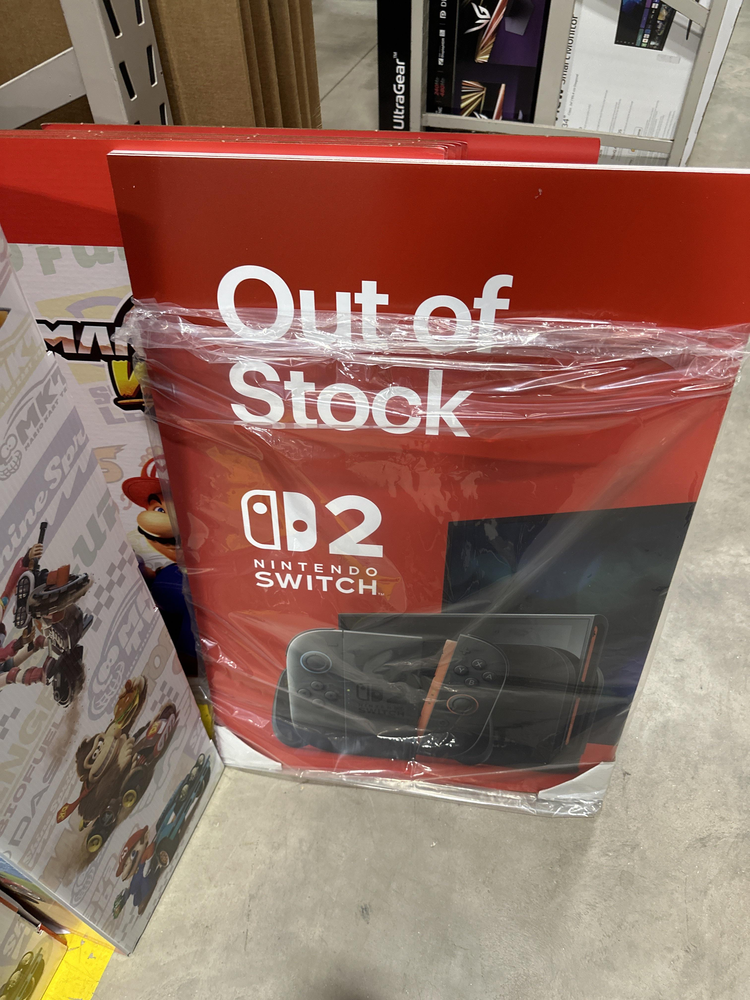 Switch 2 還沒開賣就知道會完售，任天堂已向美國店家提供 "缺貨" 立牌 - 電腦王阿達