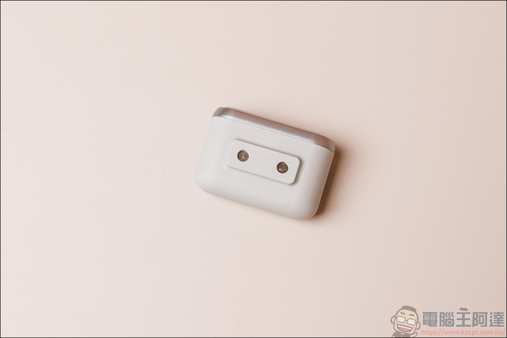 COMITOK MOGO 手機穩定器開箱動手玩｜與 Apple DockKit 連動，讓穩定器成為你的隨行攝影師！ - 電腦王阿達