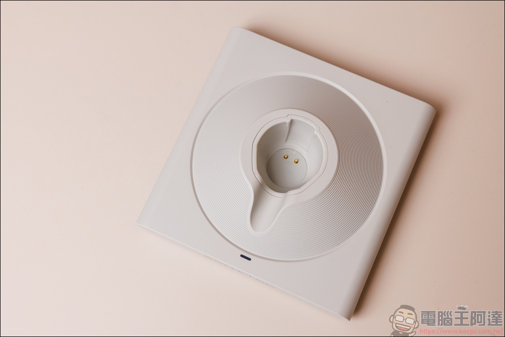 COMITOK MOGO 手機穩定器開箱動手玩｜與 Apple DockKit 連動，讓穩定器成為你的隨行攝影師！ - 電腦王阿達
